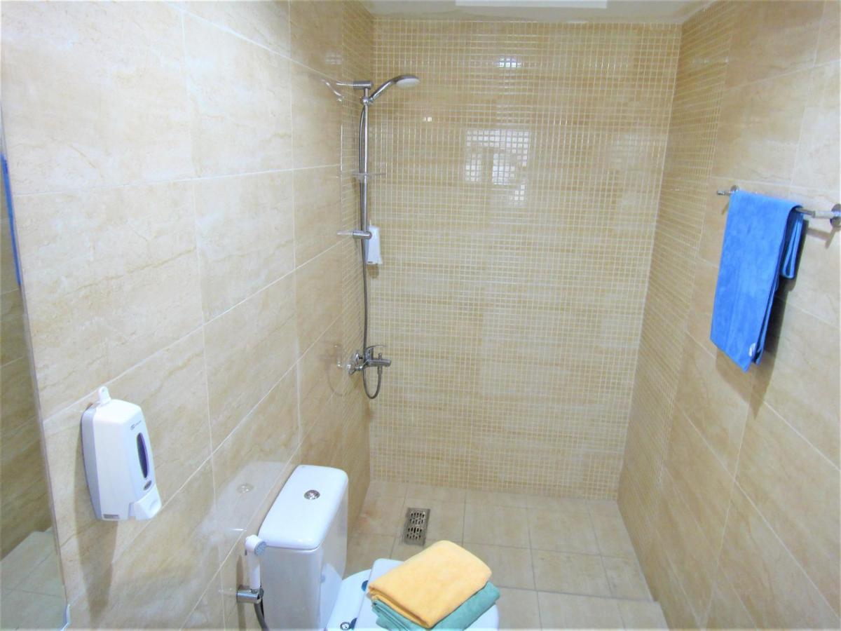 Abu Hail Star Residence - Home Stay Дубай Екстериор снимка