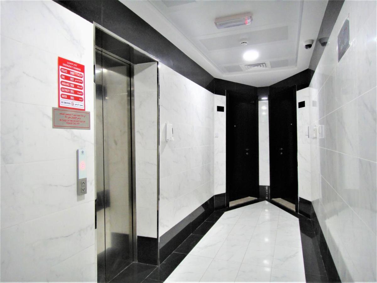 Abu Hail Star Residence - Home Stay Дубай Екстериор снимка