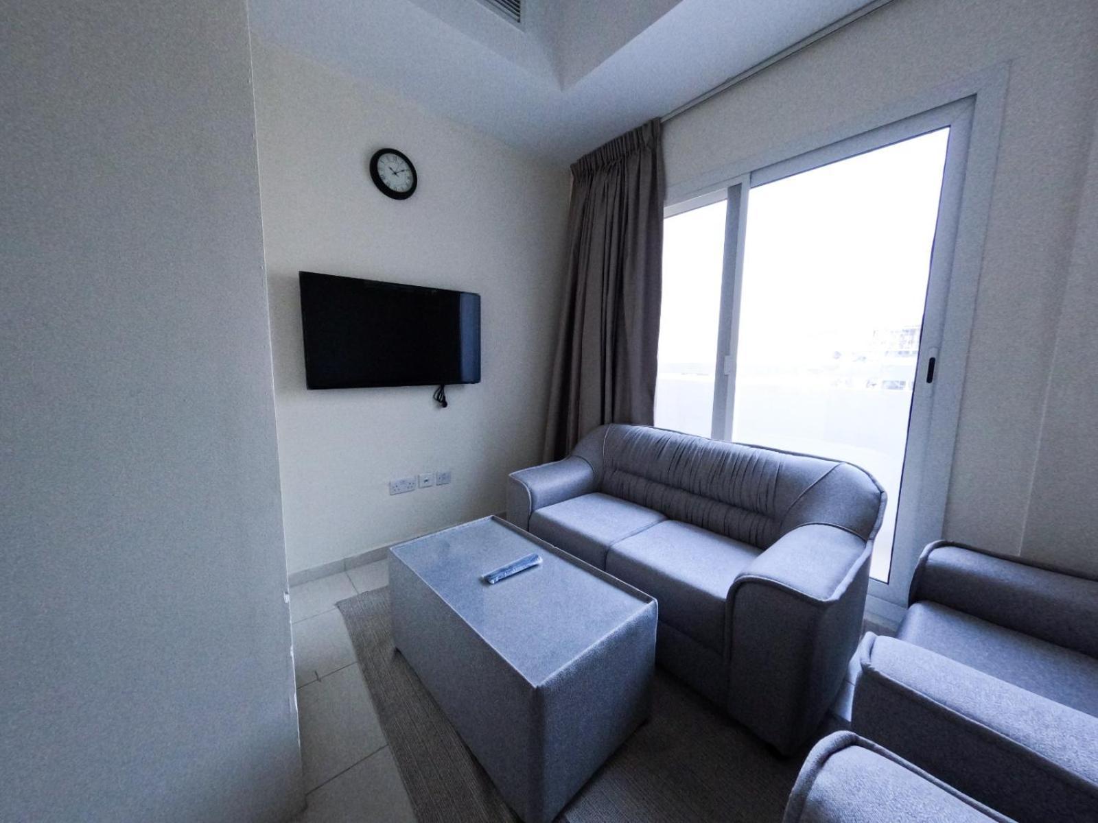 Abu Hail Star Residence - Home Stay Дубай Екстериор снимка